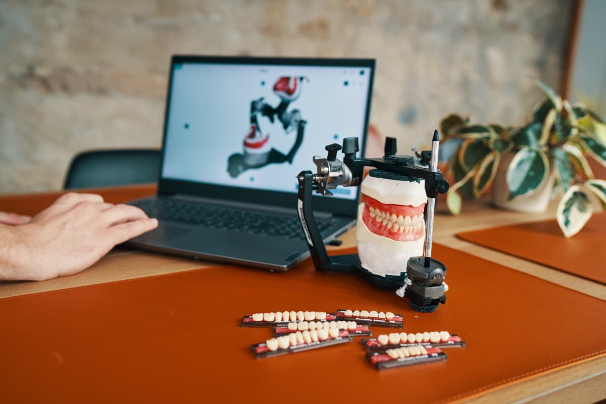 Simulateur dentaire 3D pour la formation
